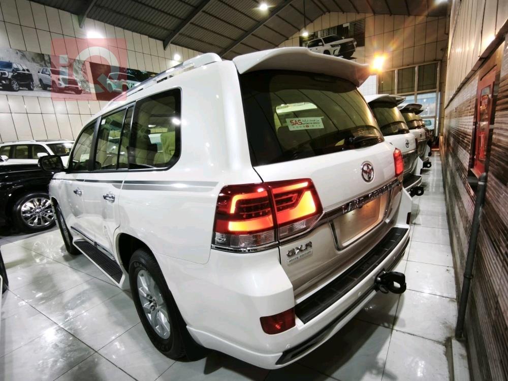 تويوتا لاندكروزر